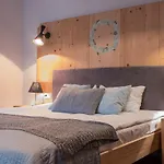 Pokusa Bed & Breakfast 3*