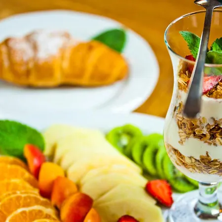 ベッド・アンド・ブレックファスト ウィラ ポクサ