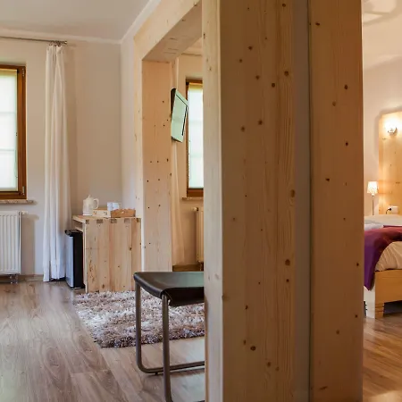 ベッド・アンド・ブレックファスト ウィラ ポクサ